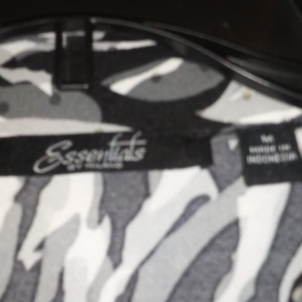 Essentials by Milano Zebra Button Sequined Size M - Picture 3 of 8